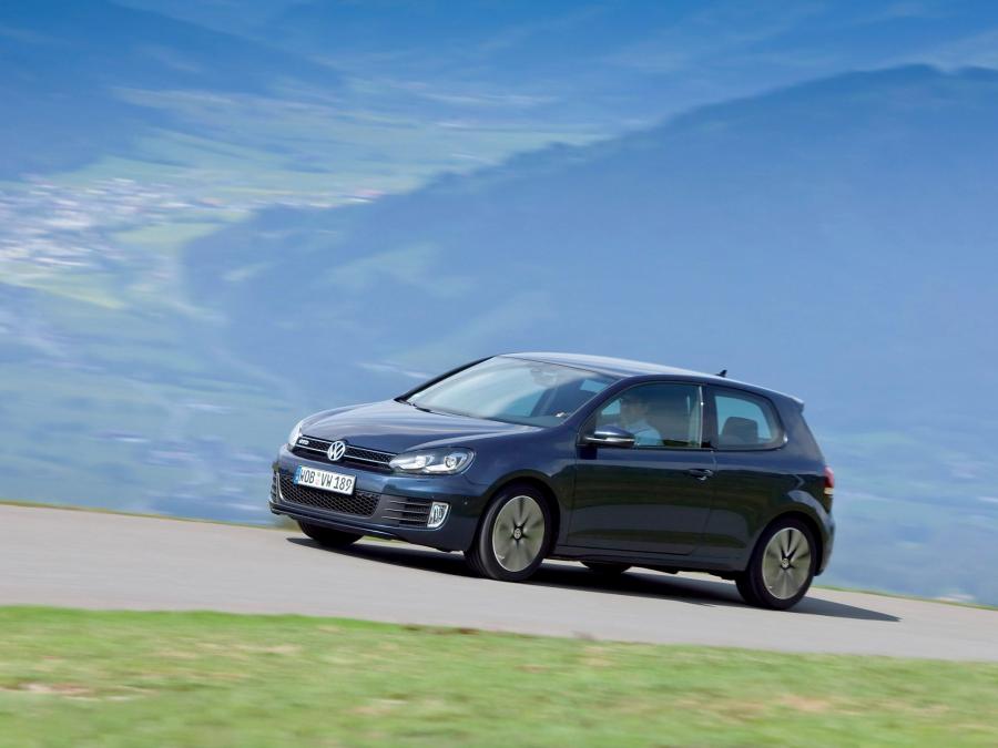  Volkswagen Golf GTD 3-Door 2009 года  (фото 13 из 34)